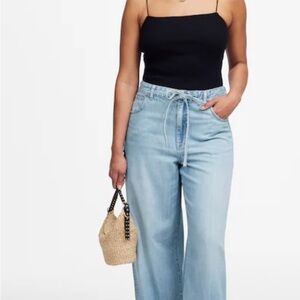 Madewell Curvy Superwode Leg
SOLD OUT quickly